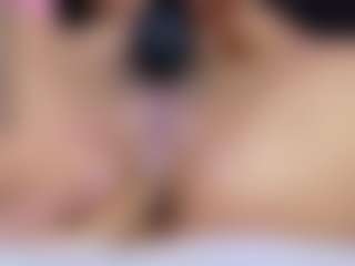 Live cam show with ANTONELLA - Threesome on Camsoda