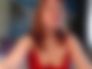 Masha MILF webcam performer live streaming