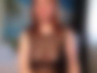 Masha MILF webcam performer live streaming