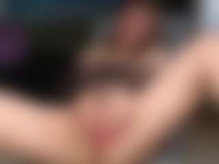 Live cam show with Masha - BBW on CamClone