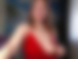 Masha MILF webcam performer live streaming