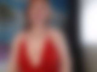 Masha MILF webcam performer live streaming