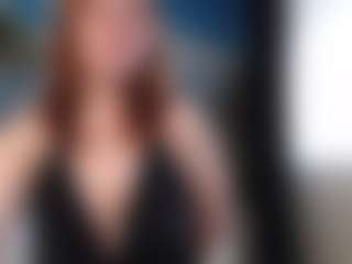 Live cam show with Masha - Mature MILF on Mixed Magazine Live