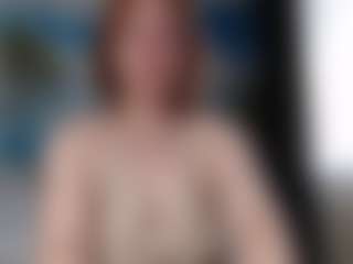 Live cam show with Masha - Middle Aged on livesuperchat.net