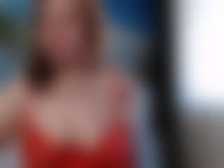 Live cam show with Masha - Curvy Middle Aged on livesuperchat.net