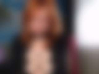 Masha MILF webcam performer live streaming