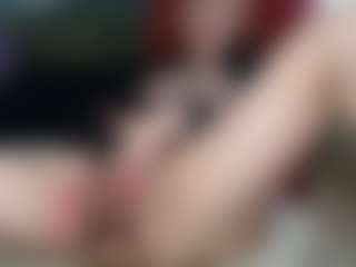 Live cam show with Masha - Blonde Hair Middle Aged on Camsoda