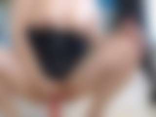 Masha MILF webcam performer live streaming