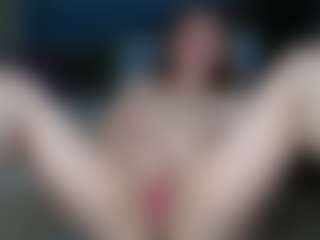 Masha MILF webcam performer live streaming