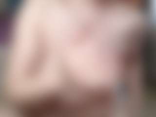 Live cam show with Masha - Tease Mature on Camsoda