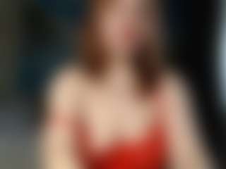 Live cam show with Masha - Handjob on CamwithHer