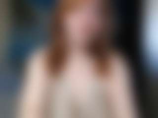 Live cam show with Masha - Shaved Pussy Mature on Soda Cam