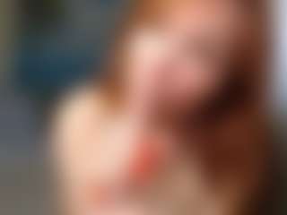 Live cam show with Masha - Shaved Pussy Mature on LiveSexCams6