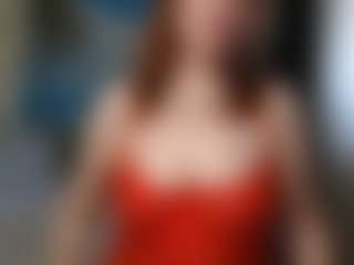 Live cam show with Masha - Green Eyes on intimatelivegirls.com