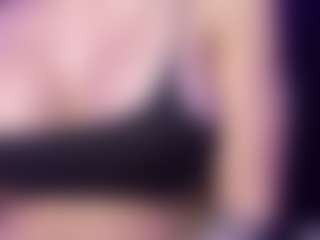 Emma Rose's Live Sex Cam Show