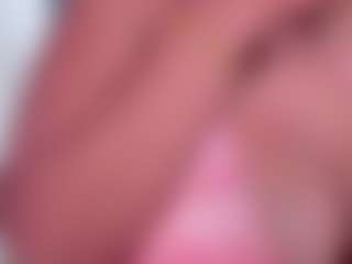 Live cam show with liamariana - BBW on TeamSkeetLive
