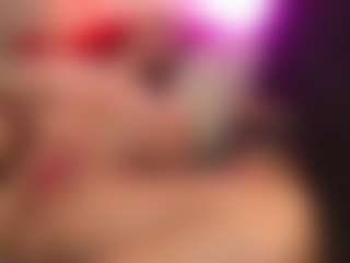 Live cam show with torimcqueenxo - Brown Hair on Camsoda