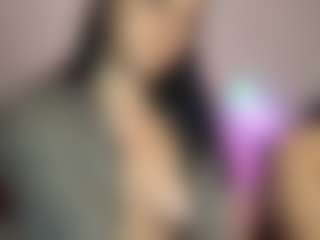 Live cam show with torimcqueenxo - White on Mixed Magazine Live | united states