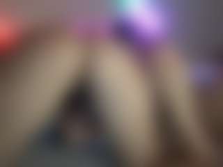 torimcqueenxo's Live Sex Cam Show