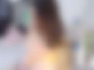 AlanaRouse-1 MILF webcam performer live streaming