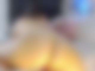 AlanaRouse-1 MILF webcam performer live streaming