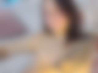 Live cam show with AlanaRouse-1 - Camel Toe on livesuperchat.net