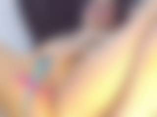AlanaRouse-1's Live Sex Cam Show
