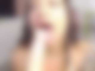 AlanaRouse-1's Live Sex Cam Show