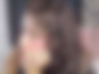 AlanaRouse-1 MILF webcam performer live streaming