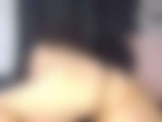 AlanaRouse-1's Live Sex Cam Show