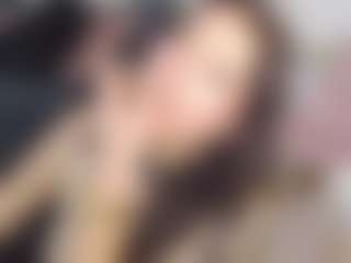 AlanaRouse-1's Live Sex Cam Show