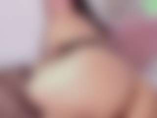 AlanaRouse-1 MILF webcam performer live streaming