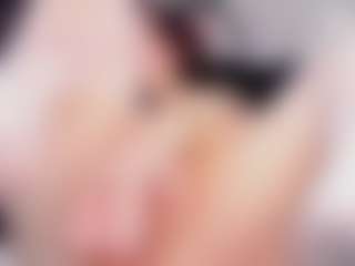 AlanaRouse-1's Live Sex Cam Show