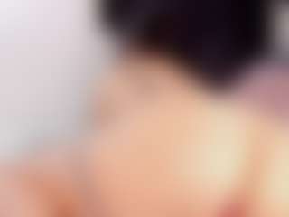 AlanaRouse-1's Live Sex Cam Show