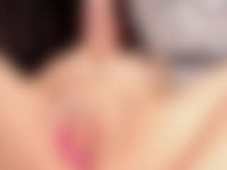 AlanaRouse-1's Live Sex Cam Show
