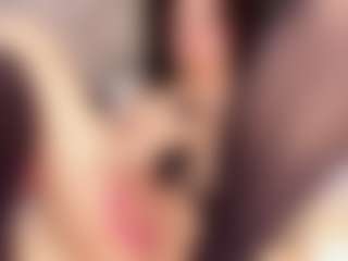 AlanaRouse-1's Live Sex Cam Show