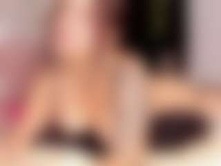 AlanaRouse-1's Live Sex Cam Show