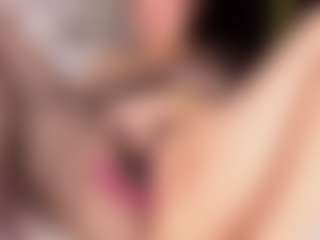 AlanaRouse-1's Live Sex Cam Show
