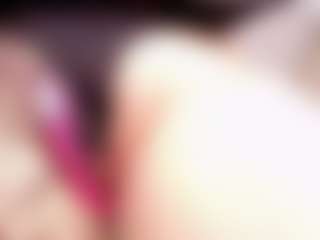 AlanaRouse-1's Live Sex Cam Show