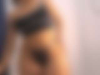 Live cam show with Alexa_Paris - Striptease on liverealitysex.com