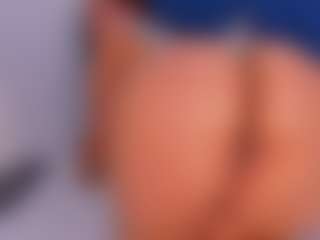 Live cam show with Alexa_Paris - Control on CamClone