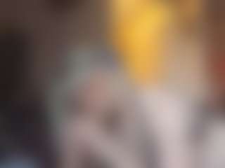Live cam show with AsheyMeganRain - Average on CSO-WL