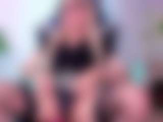 evelyn-hoffman's Live Sex Cam Show