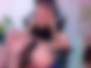 Live cam show with evelyn-hoffman - Brown Eyes on chickslive.net