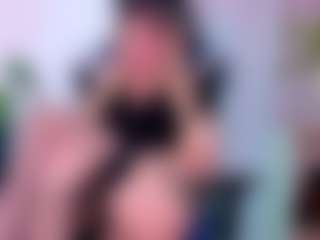 Live cam show with evelyn-hoffman - Spank on liverealitysex.com