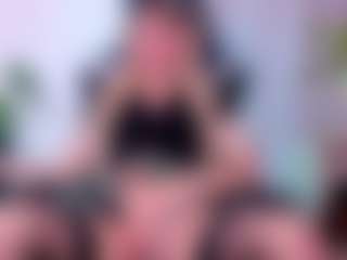 Live cam show with evelyn-hoffman - Tease on testsause.com