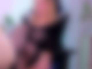 Live cam show with evelyn-hoffman - Italian on AdultVida.com | colombia