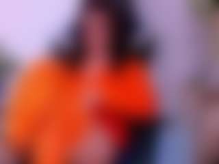 Live cam show with evelyn-hoffman - Tease on crypto-cams