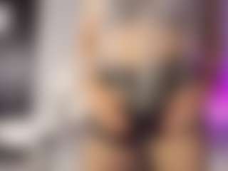 Live cam show with samantha-mature - Granny on Camsoda