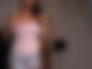 Live cam show with LaraSimon - Middle Aged on Camsoda